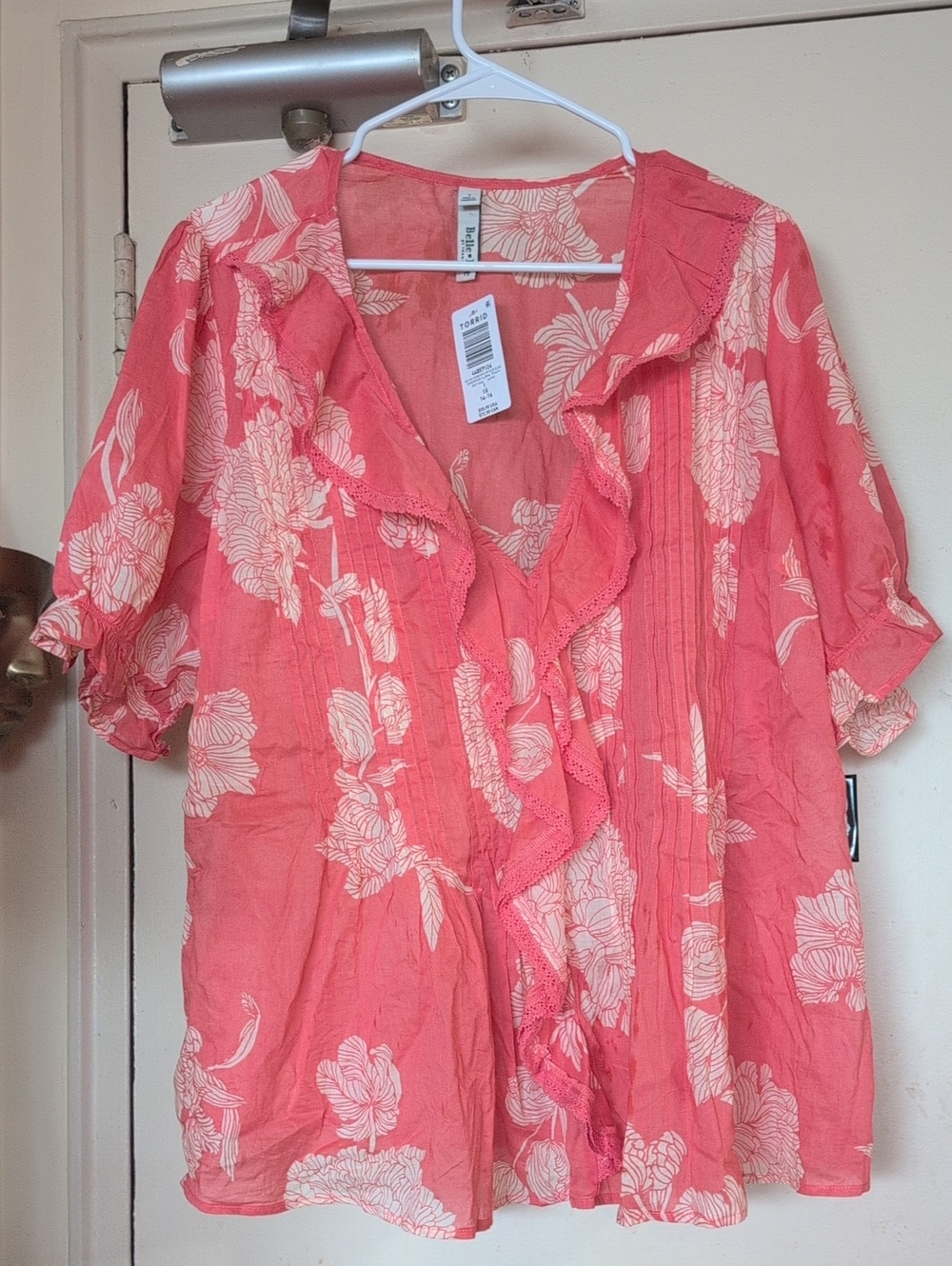 torrid Coral and Cream Floral Ruffle Blouse